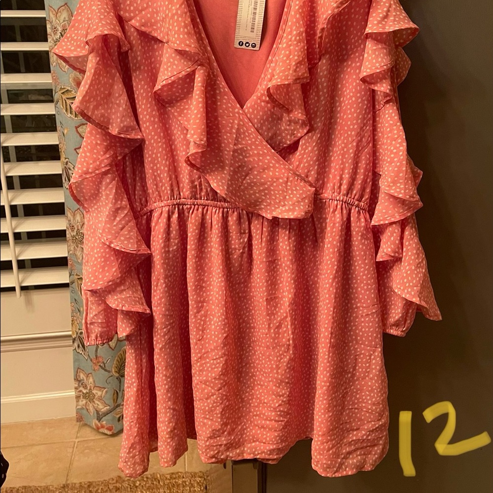 Pink/white ruffle dress 12 - Picture 2 of 2